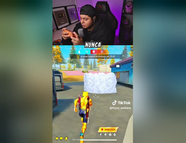 Wallace divulgando cupom